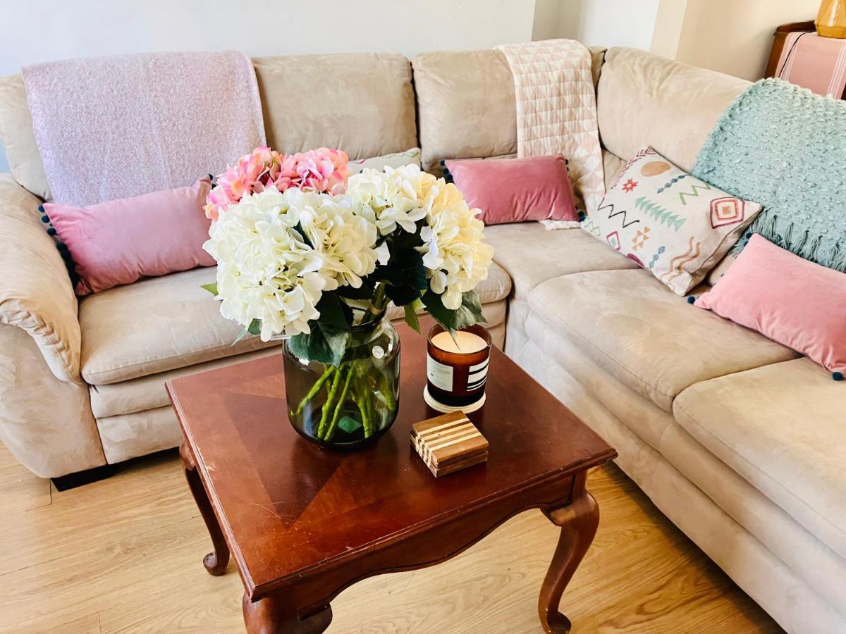 Romford Cottage - Close To Centre, Hospital Crownworks Studio Nissan And Stadium Of Light Sunderland  Extérieur photo